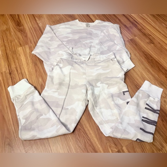 SOLD - Picture 2 of 11